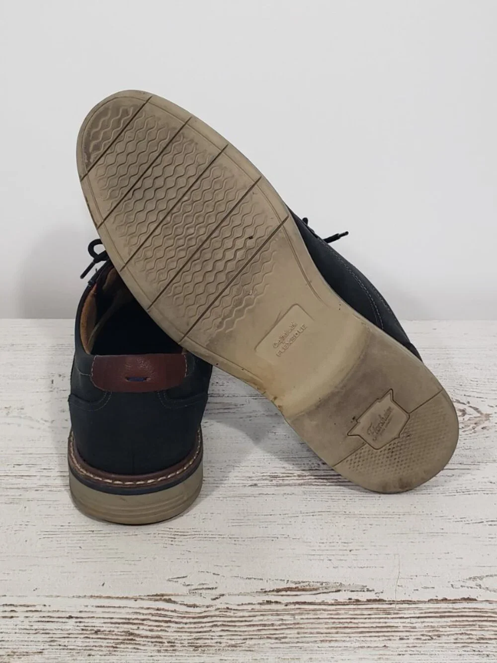 Florsheim  Black Suede Leather  Tie Oxford Loafer Cap Toe  Men's 9.5